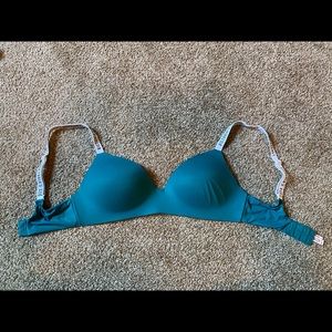 VS WIRELESS BRA 32DD
